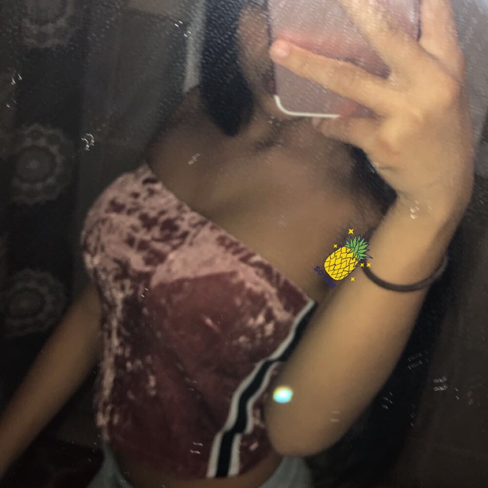 Velvet pink crop top